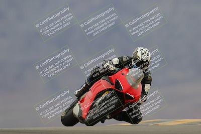 media/Jan-15-2023-SoCal Trackdays (Sun) [[c1237a034a]]/Turn 9 (2pm)/